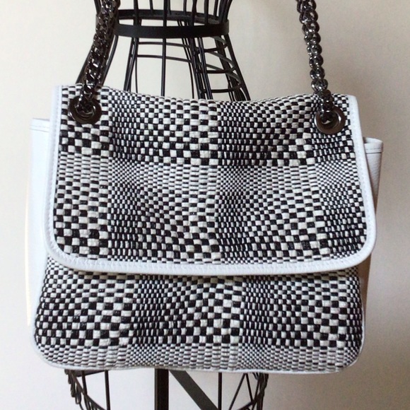 NWOTGS UNICA! FIRENZE ITALY WOVEN LEATHER BICOLOR CROSSBODY CHAIN STRAP BAG - Picture 4 of 12